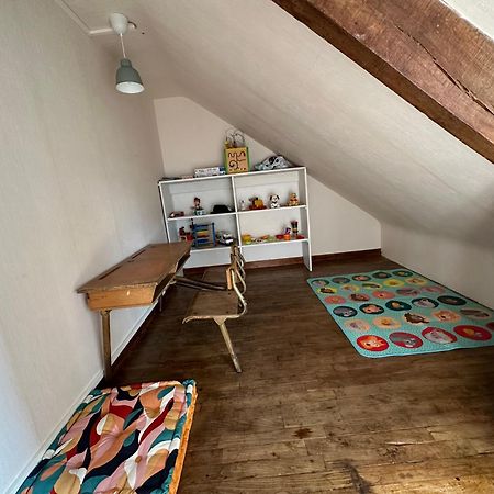 Chez Tante Muguette Proche Dinan Apartamento Le Hingle Exterior foto